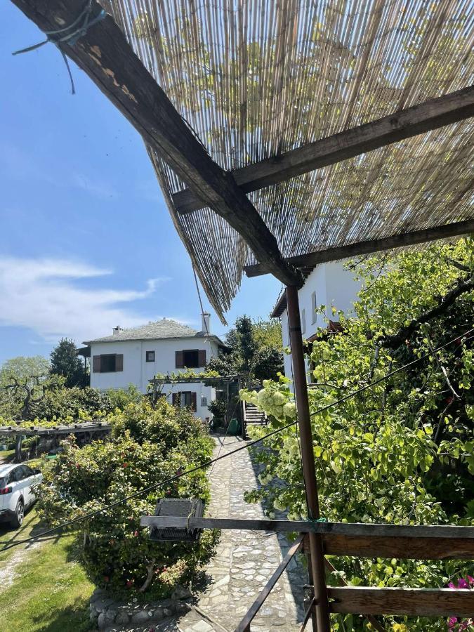 Archontiko Iatridis Hotell Mourésion Exteriör bild