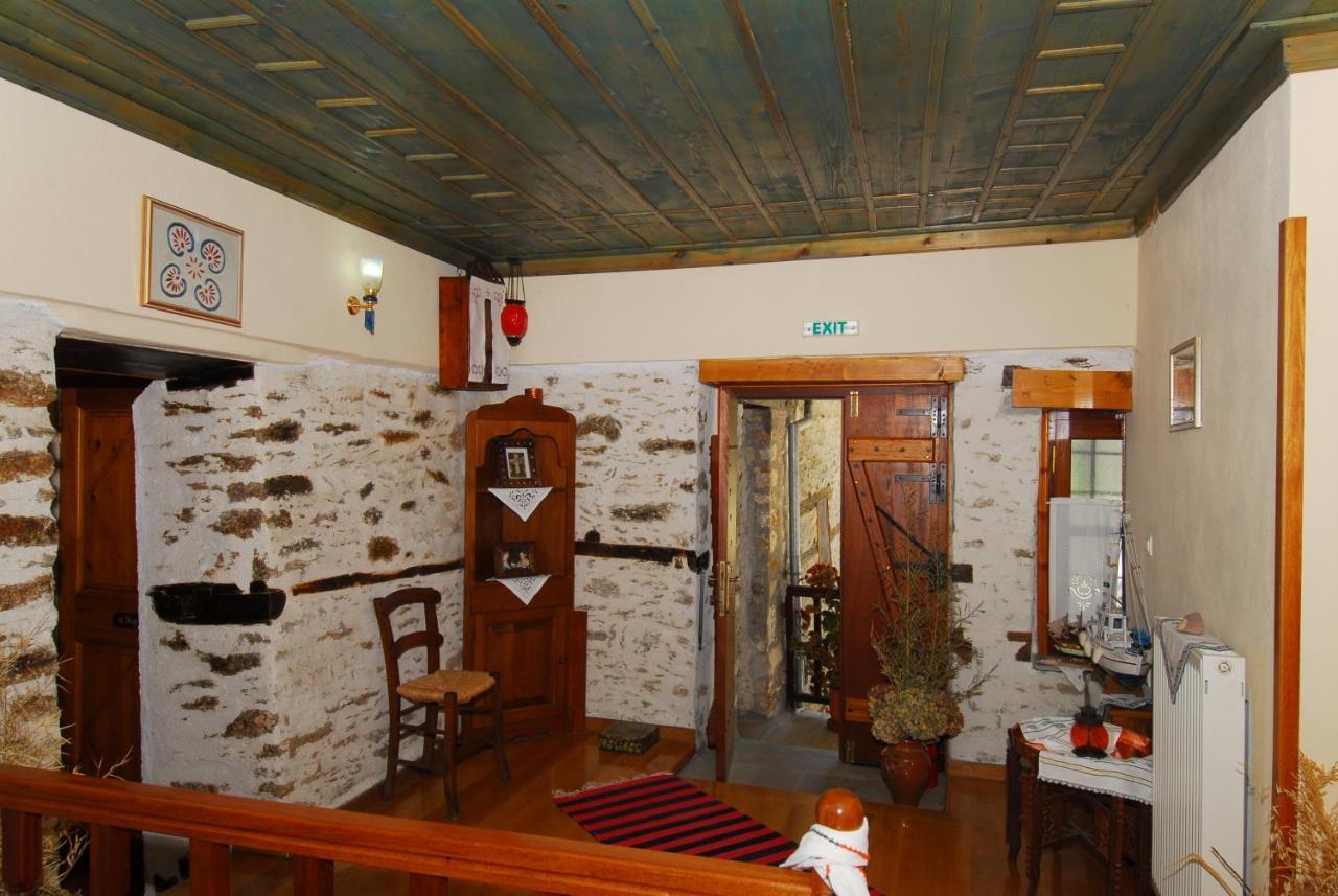 Archontiko Iatridis Hotell Mourésion Exteriör bild